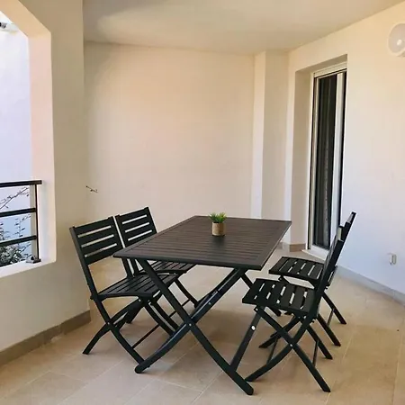 Apartment - L'ile-rousse Bord De 3 Pieces 4 Personnes *