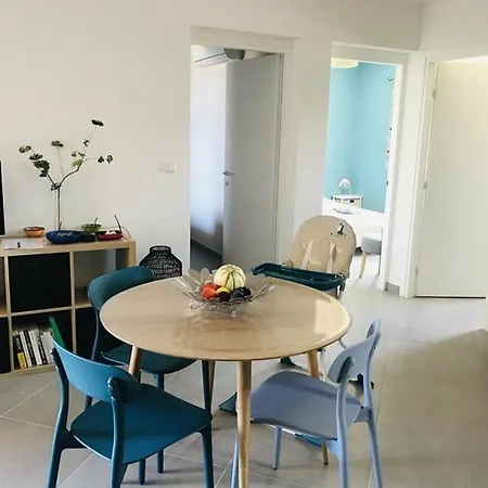 - L'ile-rousse Bord De 3 Pieces 4 Personnes Apartment *