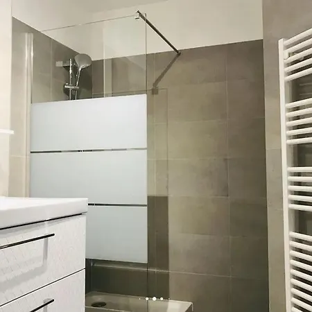 - L'ile-rousse Bord De 3 Pieces 4 Personnes Apartment Monticello